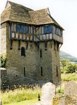Stokesay Castle