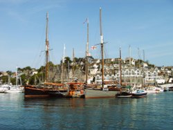 Brixham Harbour Wallpaper