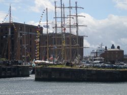 Tall ships Wallpaper