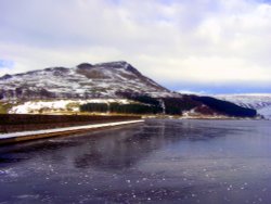 Dovestones Reservoir Wallpaper
