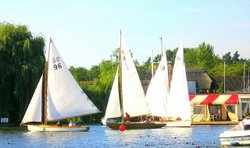Sailing on the Norfolk Broads Wallpaper