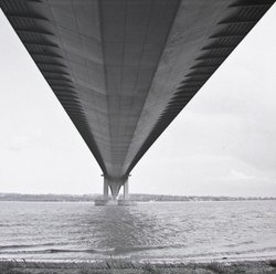 Humber bridge from below