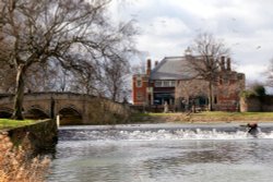 Abbey park showing the weir and shop Wallpaper