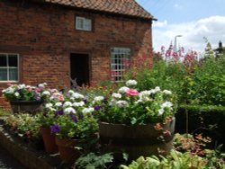 Mrs Smith's Cottage Wallpaper