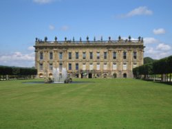 Chatsworth House side view. Wallpaper