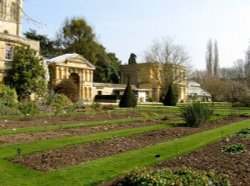 Oxford Botanical Gardens 61 Wallpaper