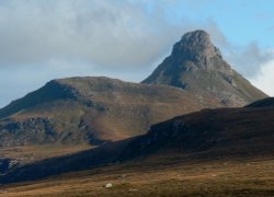 Stac Poliaidh from 'the Wee Mad Road' Wallpaper
