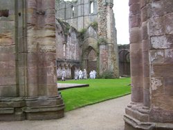 Ruins of Fountains Abbey Wallpaper