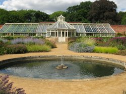 Scampston Gardens015 Wallpaper