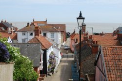 Aldeburgh from Town Steps Wallpaper