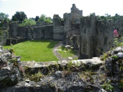 Chepstow Castle Wallpaper