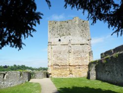 Chepstow Castle Wallpaper