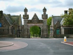 Main entrance to Elswick Cemetery Wallpaper