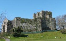 Oystermouth Castle Wallpaper