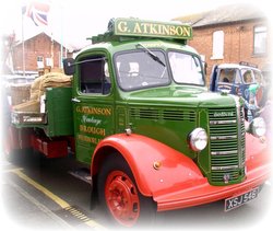 An old Bedford at Fleetwood, Tram Sunday 2009 Wallpaper