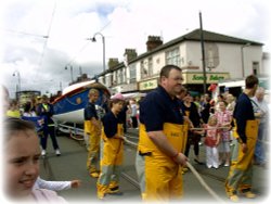 Local men and women lifeboat volunteers Wallpaper