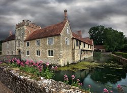 Ightham Mote 2 Wallpaper