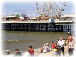 Blackpool central pier Wallpaper
