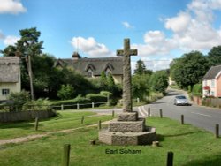 Earl Soham, War Memorial in centre of Village Wallpaper
