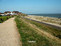 Pakefield, Jubilee Walk into Lowestoft. Wallpaper