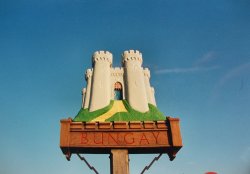 Village sign Wallpaper