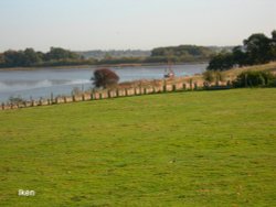A view of Iken and the River Alde Wallpaper