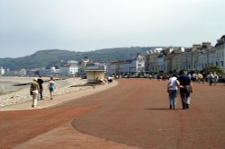 Looking down the sea front. Wallpaper