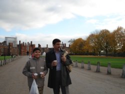 Hampton Court Palace, Surrey Wallpaper