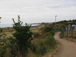 Pakefield Cliffs towards Kessingland Wallpaper