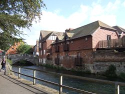 Winchester Wallpaper