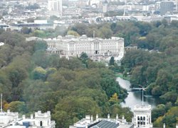 Buckingham Palace from the London Eye Wallpaper
