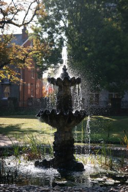 Reading, Fountain in the Forbury Gardens