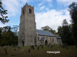 Halvergate Church. Wallpaper