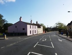 Reydon Corner and the one and only road leading into Southwold. Wallpaper