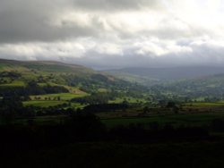 Bishopdale seen from Bolton Castle Wallpaper