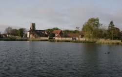 Village pond Wallpaper