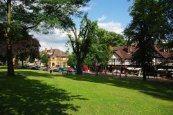 Bournville Wallpaper