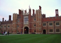 Hampton Court Palace Wallpaper