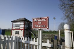 Railway crossing Wallpaper
