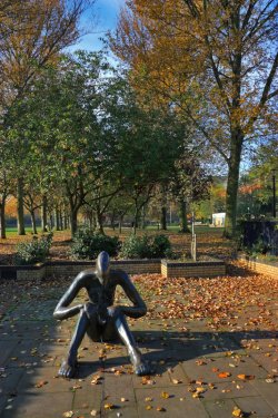 Queens Gardens 013