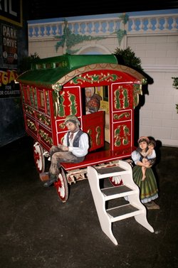 Miniature caravan at Yesterdays World.