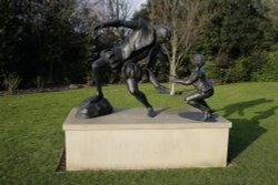 The statue Wallpaper