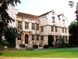 Treasurers house Wallpaper