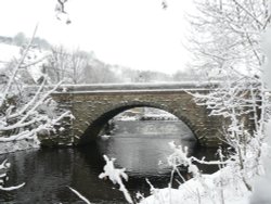 The Roaches Lock Bridge, Mossley