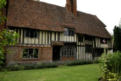 The cottage Wallpaper