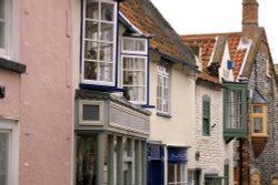 Row of cottages Wallpaper