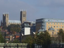 Lincoln from town Wallpaper