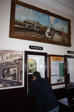 Ticket Office on the Bluebell line at Sheffield Park