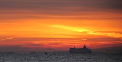 Sunrise on the Humber Wallpaper