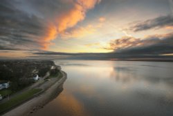 Humber light 002 Wallpaper